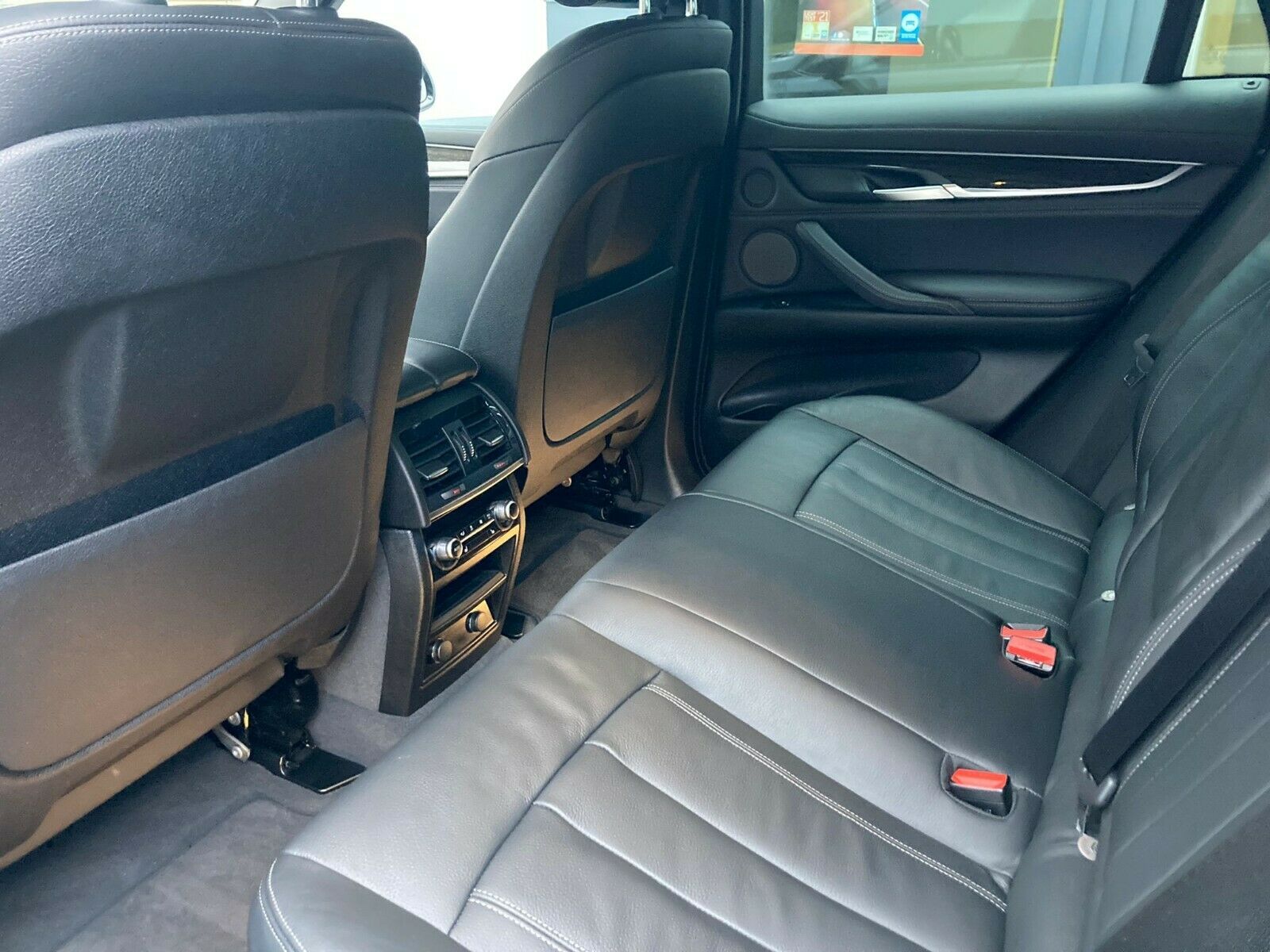 BMW 335d xDrive M-Sport Steptronic photo 10