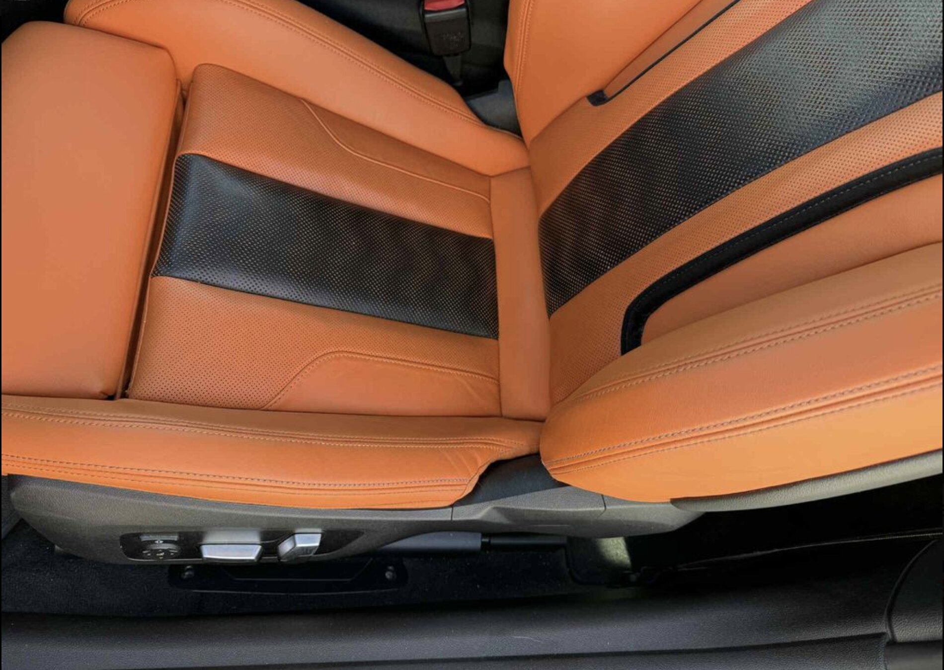 BMW M4 Competition Xdrive Carbon photo 11