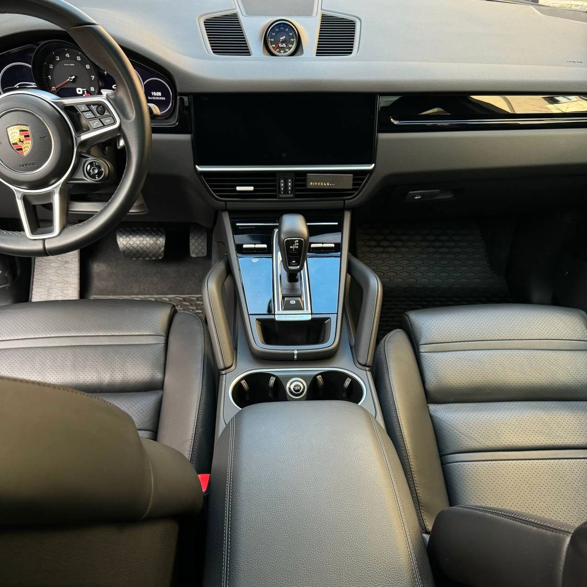 Porsche Cayenne E-Hybrid photo 13